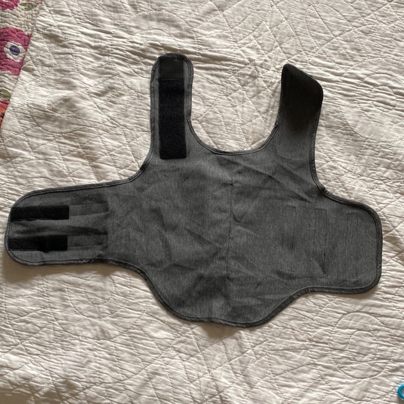 Thundershirt for Dogs - Picture 5 of 14